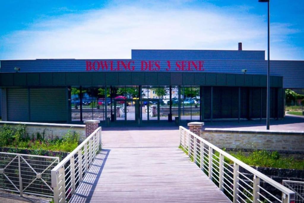 Coin De Nature En Centre-Ville Troyes Exterior photo
